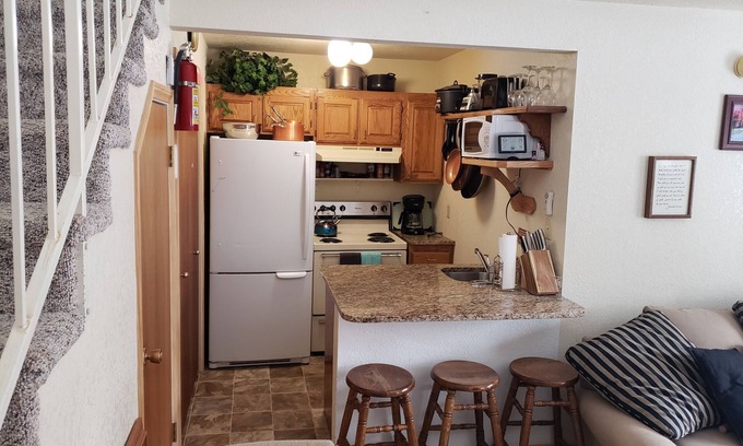 Beaver Condo | Family-Friendly Ski-In/Ski-Out Condo @ Eagle Point