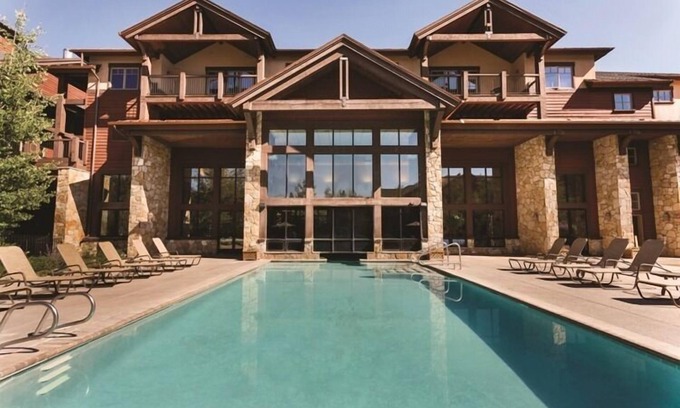 Four O'Clock Condo | Unforgettable Ski-in/Ski-Out Studio at Grand Timber Lodge