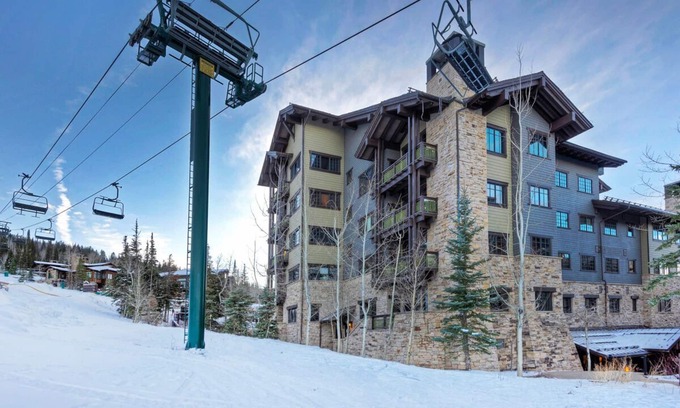 Empire Pass Condo | Cozy Ski-in, Ski-out Studio with Mountain Views & Hot Tub