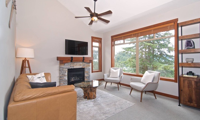 Nordic Estates House | Experience Ski-In/Ski-Out Comfort with Family-Friendly Amenities