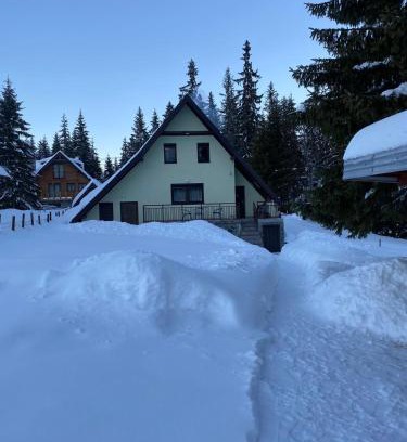 Kasidoli House | Guest Rated 10/10 Ski Kuća Boki - Family-Friendly Retreat