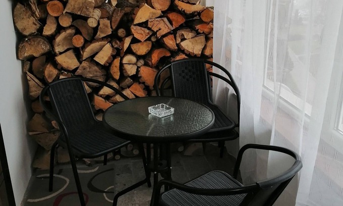 Shiligarnika Apartment | Explore Bansko Ski Resort with Pool & Spa Amenities