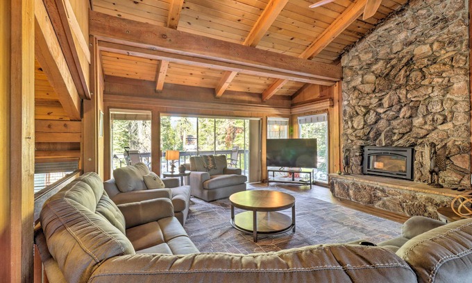 Tahoe Sierra Estates House | Idyllic Tahoe City Home with Hot Tub - Steps to Beach
