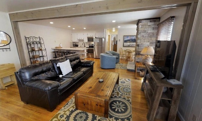 Red River Condo | Unforgettable Ski View 1 Bella Vista: Guest Rated 9.8