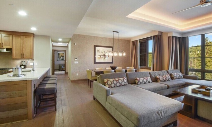 Truckee Villa | Ski Week at Northstar California Resort/Ski in Ski out/3br Villa/February 15-22