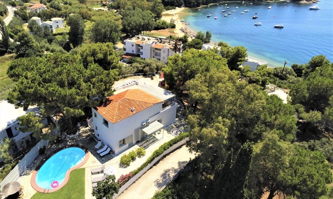 Kolios Villa | Elegant Villa with Private Pool and Oceanfront Views