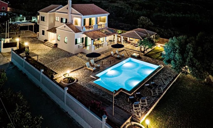 Agios Matthaios House | Stunning Skidi Beach House with Oceanfront Pool & Views