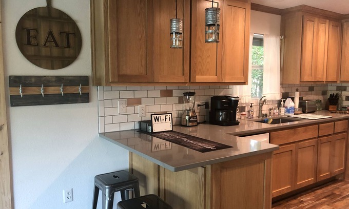 South Toledo Bend House | Experience Skier's Cove Lakehouse with Stunning Lake Views