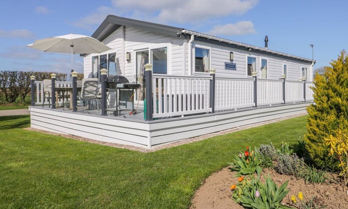 Mappleton Cabin | Skipsea Lodge at Skipsea Sands Holiday Park EYorks