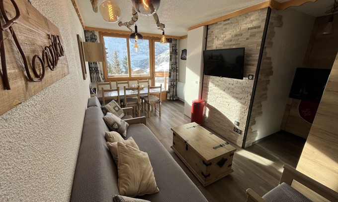 Reberty Apartment | Prime Location at Les Ménuires with Kitchen & Kid-Friendly Space