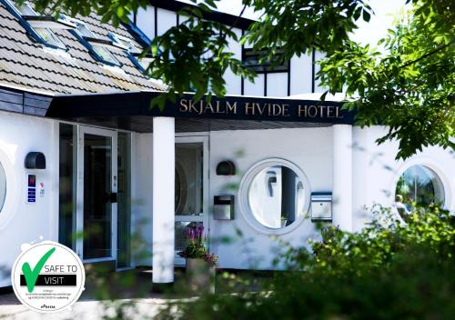 Jorlunde Hotel | Pet-Friendly Escape at Skjalm Hvide Hotel, Rated 8/10