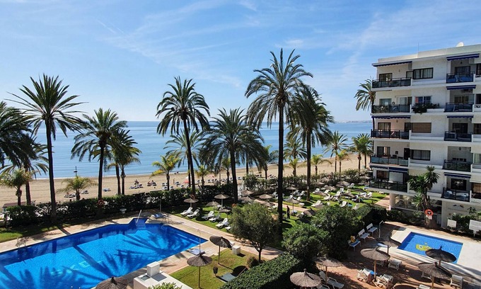 Marbella Seafront Promenade Apartment | Skol 233 - Inviting 2-Bedroom Apartment in Marbella Center