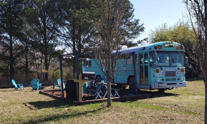 Centre Cottage | Experience Skoolie Glamping with Pool and Ocean Views