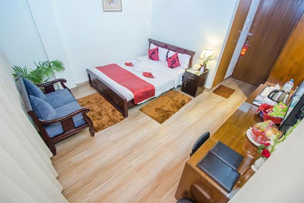 Rangpur Division Hotel | Best Kicks at SKS Inn: Eco-Friendly Retreat with Pool