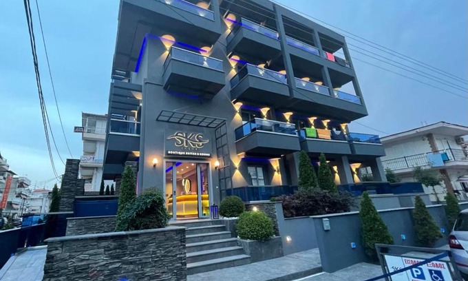 Katerini Apartment | Exceptional SKS Suites: 4-Star Comfort for Families
