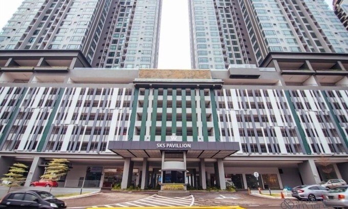 Central District Condo | Top-Rated SKS Pavillion Residences with Pool & Breakfast