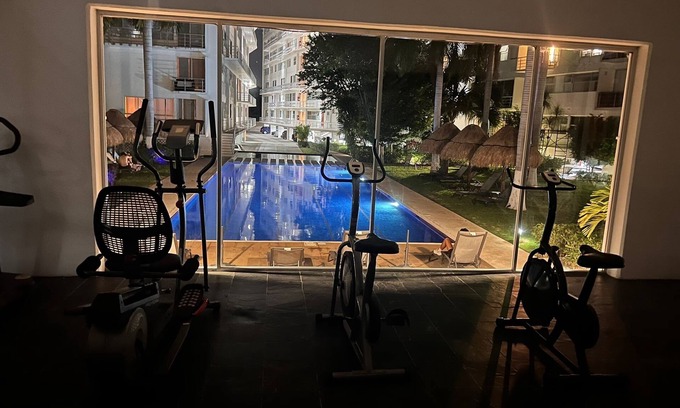 Downtown Cancun Apartment | Sky Condo Tziara: Ocean View Near the Beach, Rated 10/10
