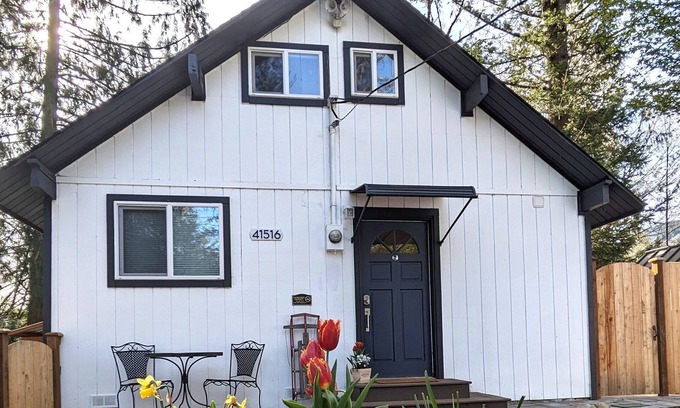 May Creek Cabin | Relax at Sky Creek Cabin with Fire Pit and Mountain Views