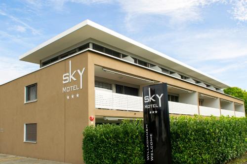 Kriessern Hotel | Sky Design Motel: Pet-Friendly Stay with Top Amenities