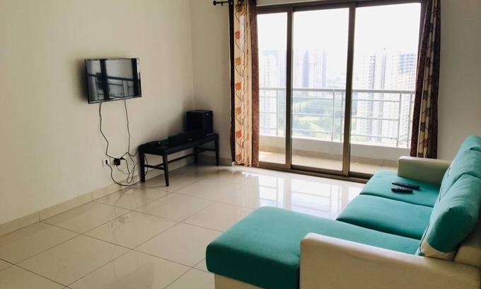 Phase 1 Apartment | Sky High Retreat: Impressive Views & Family-Friendly Amenities