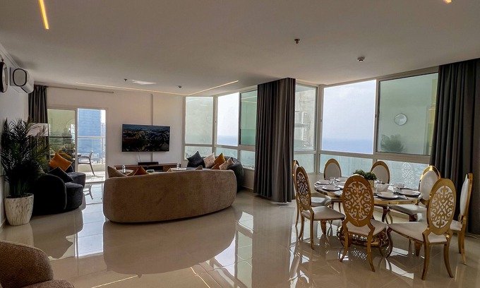 Ash Shati Apartment | Sky-high Villa: Family-Friendly Getaway with Pool & Spa