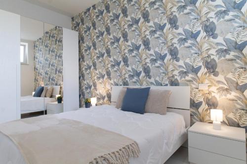 Pomezia Apartment | Family-Friendly Sky Suite Blue Pomezia with High Ratings