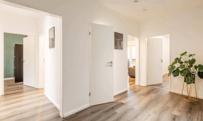 Warendorf Apartment | Exclusive Penthouse with Spa and Hot Tub - Rated 10/10