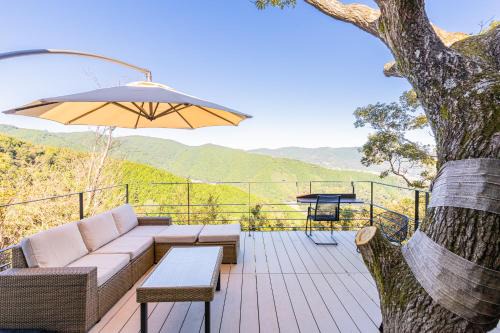 Atami Villa | Sky Terrace Retreat: Oceanfront Bliss with Hot Tub Access