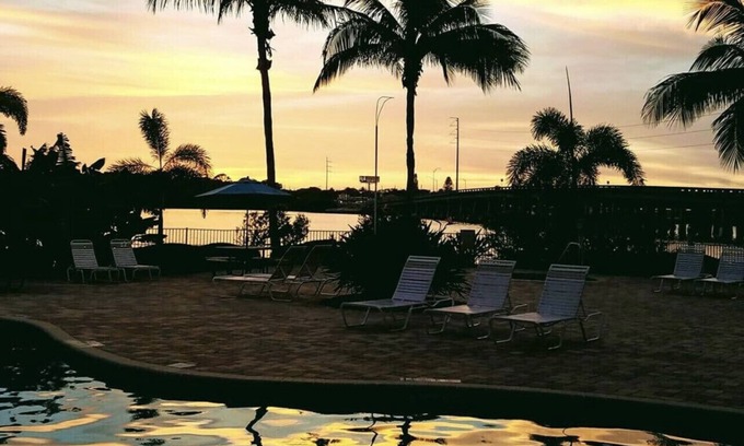St. Petersburg - Clearwater Condo | Experience Breathtaking Sunsets Over Tampa Bay