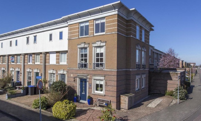 Municipality of Lansingerland House | Relax at Sky Villa with Hot Tub and Pet-Friendly Amenities