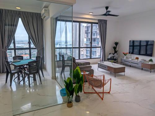 Central District Apartment | Sky88 Seaview 4BR Indoor Pool-Mahjong-Netflix