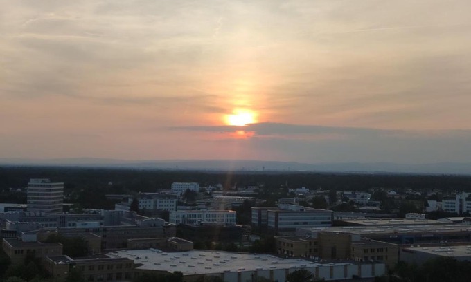 Langen Apartment | Skyline Views and Breathtaking Sunsets Await You