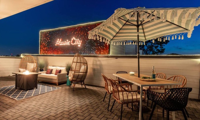 Haynes Area House | Skyline Rooftop Game Room Sonos Audio