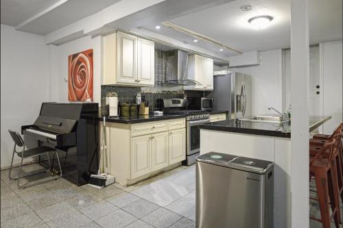West New York Apartment | Top-Rated Pet-Friendly Apartments in NJ for Every Family