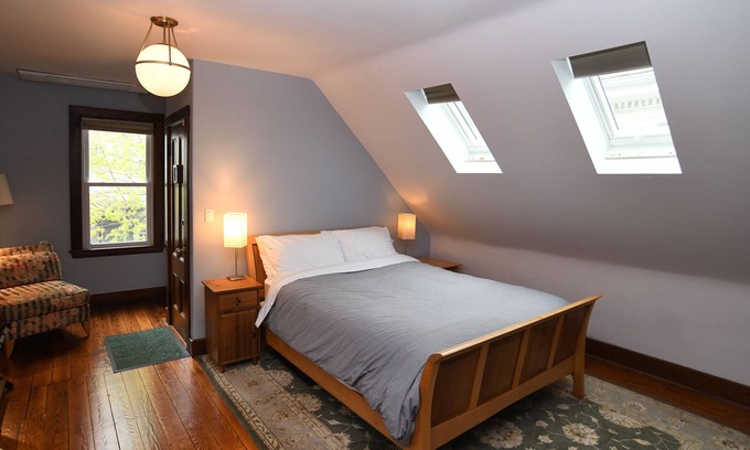 Egleston Square House | Skylit Suite in Musical Home: Lake View & Spa Retreat