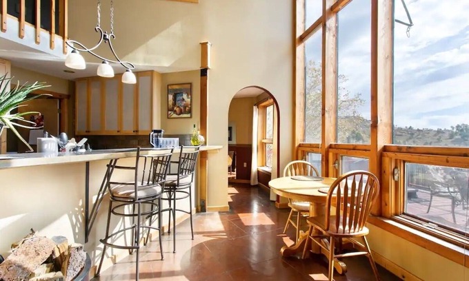 Boulder Ski Chalet | Experience SkyMountain Lodge: Hot Tub & Infrared Sauna