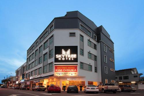 Pekan Melayu Hotel | Affordable Skytree Hotel: Family-Friendly & Accessible Stays