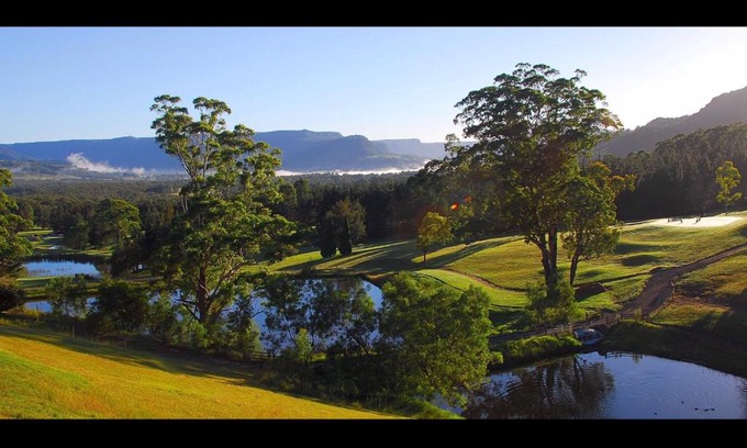 Kangaroo Valley House | Discover SkyView Villa: Oceanfront Bliss with Top Amenities