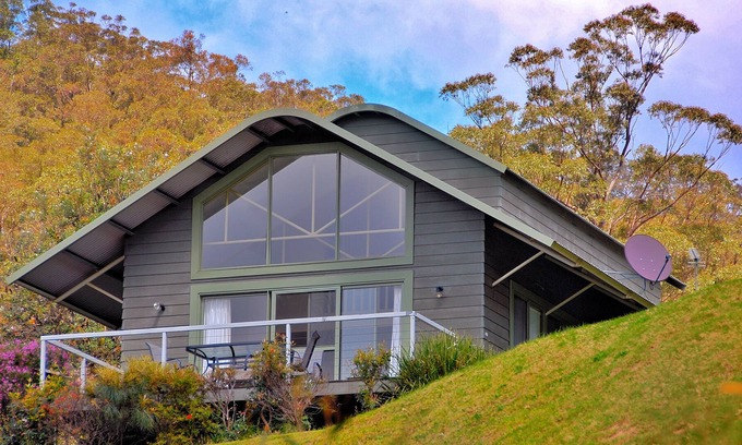 Kangaroo Valley House | SkyView Villa - Sensational Views & Blissful Comfort, Relax or Explore