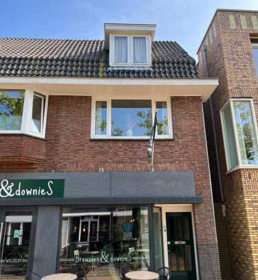 Municipality of Assen Apartment | Enjoy Family-Friendly Comfort at Slapen bij Bartje