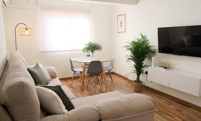 Jaen Apartment | Pet-Friendly Retreat at Slappe Jaén II - Rated 9.3/10