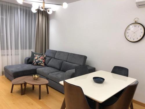 Slavija Apartment | Child-Friendly Haven: Slavija Square in Belgrade Awaits