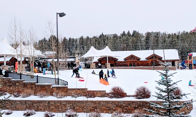 Winter Park Condo | Scenic Sledding Hill Views Near Dining & Shops Await You!