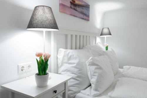 Ferencvaros Apartment | Contemporary Minimalist Studio in the Heart of the City