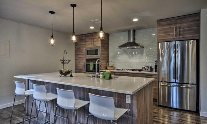 Astoria Apartment | Stylish Riverfront Condo in Downtown Astoria - Family-Friendly