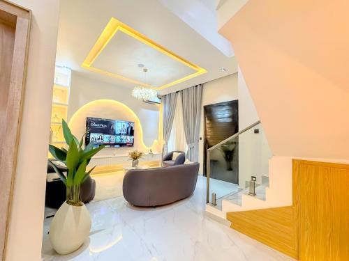 Ofin Apartment | Sleek & Stylish 2 Bedroom Terrace in Lekki
