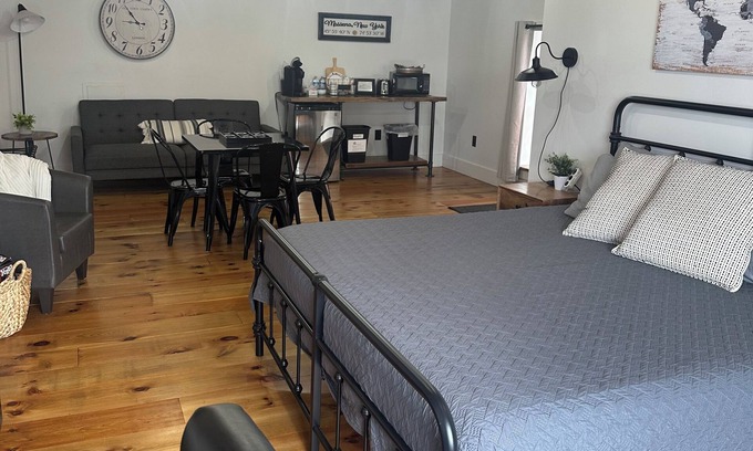 Massena Apartment | Exceptional Stay at Simplicity - Downtown Loft & Boutique