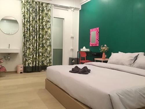 Chedi Hak Hotel | Sleep by Me Ratchaburi