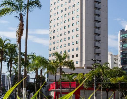 Praia do Canto Hotel | Discover Sleep Inn Praia do Canto: Family-Friendly Haven