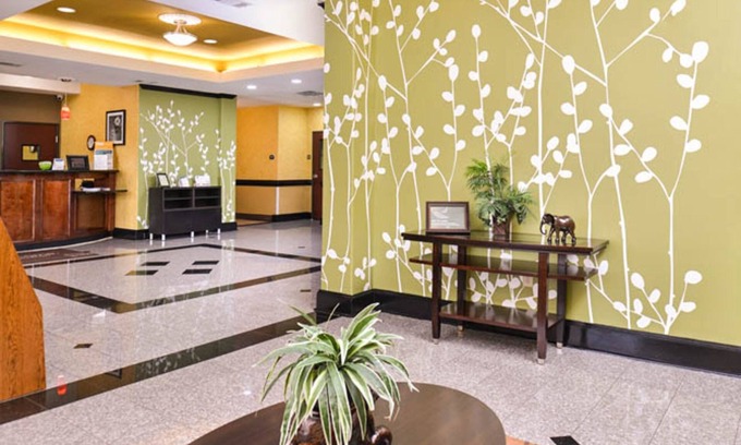 Greater Heights Hotel | Convenient Sleep Inn & Suites Near Downtown North